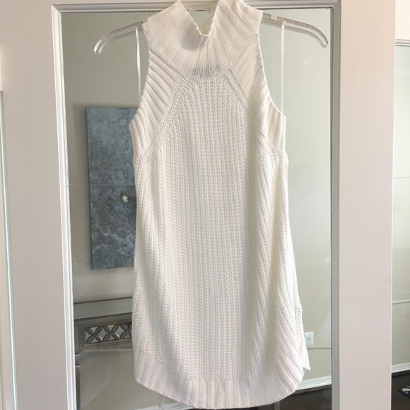 Hers & Mine Tops - 🍃Hers & Mine White Halter Sweater Tank